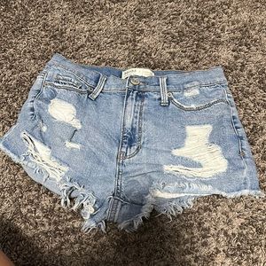 Distressed mudd jean shorts